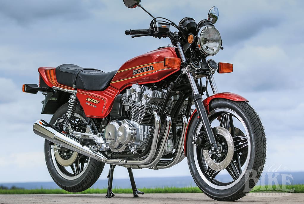 Honda CB 900F Price in Pakistan, Specs & Pictures