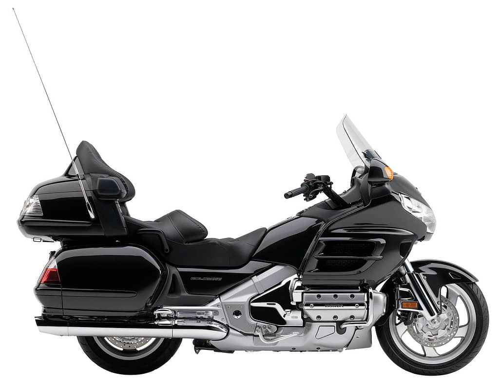 Honda Gold Wing Price in Pakistan, Pictures & Specs